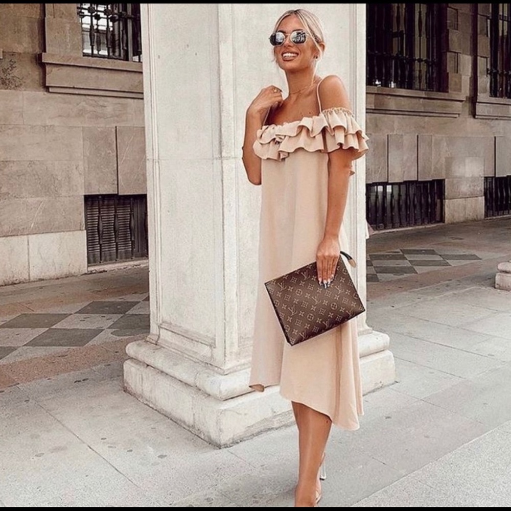 Zara Textured Ruffled Dress - Picture 8 of 13